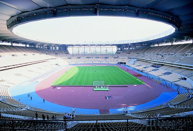 El espectacular Estadio Olímpico de La Cartuja l sevilla.org